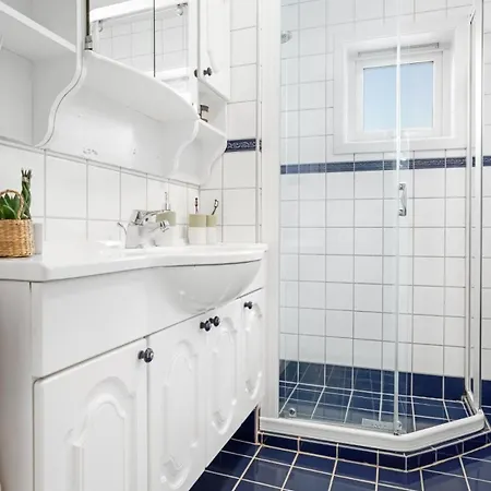 Appartement Fresh Og Moderne Med 3 Soverom Pa Jeloy *